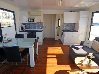 House boat Hausboot in Boltenhagen - Features photo 36