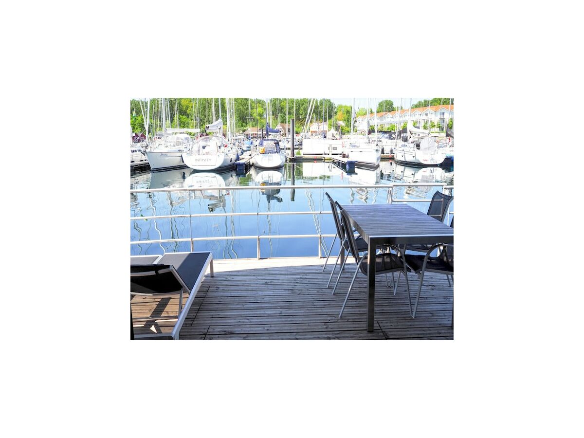 House boat Hausboot in Boltenhagen - Outdoor photo 5
