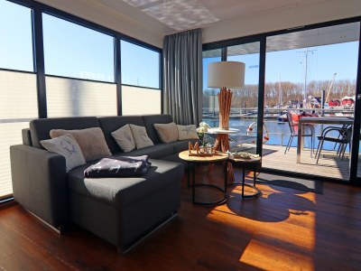 House boat Hausboot in Boltenhagen - Features photo 19