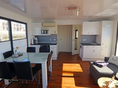 House boat Hausboot in Boltenhagen - Features photo 23