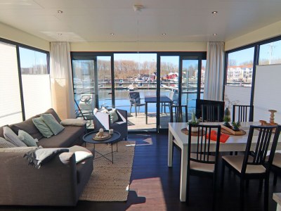 House boat Hausboot in Boltenhagen - Features photo 42