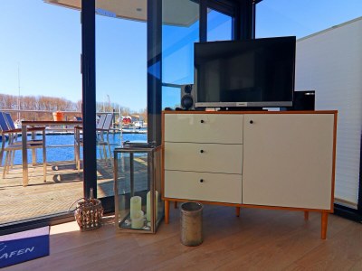 House boat Hausboot in Boltenhagen - Outdoor photo 9