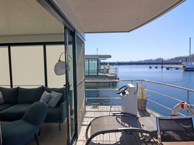 House boat Hausboot in Boltenhagen - Outdoor photo 12