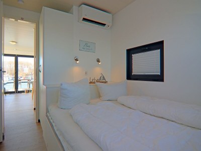 House boat Hausboot in Boltenhagen - Features photo 32