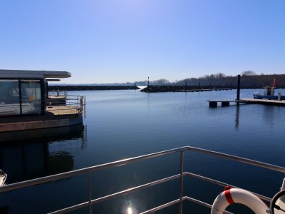 House boat Hausboot in Boltenhagen - Outdoor photo 11