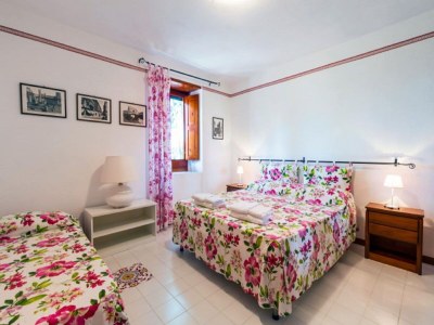 Villa Geräumige Villa in Kalabrien mit Gemeinschaftspool - Features photo 15