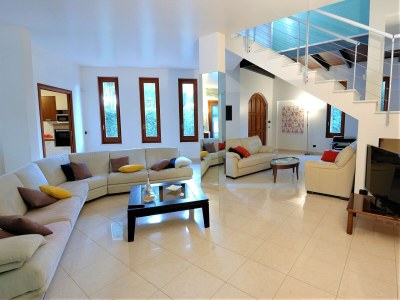 Holiday house Villa in Valderice with Pool and Garden - Features photo 14