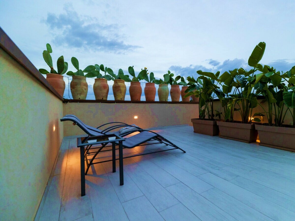 Villa VILLA OLIVE & CHAMPAGNE WITH POOL - Outdoor photo 5