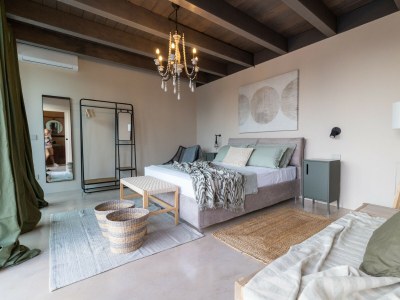 Villa VILLA OLIVE & CHAMPAGNE WITH POOL - Outdoor photo 26