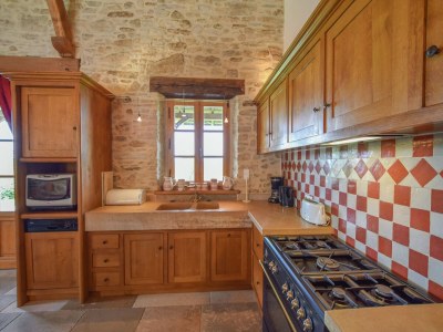 Villa Dreamscape: Rustic Elegance - Features photo 13