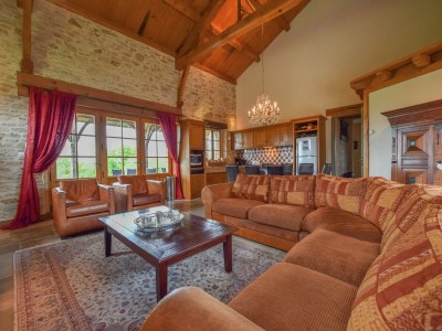 Villa Dreamscape: Rustic Elegance - Features photo 19