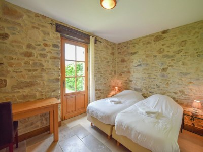 Villa Dreamscape: Rustic Elegance - Features photo 23