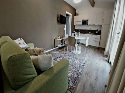 Apartment Apartment in Iseo with Pool - Features photo 18