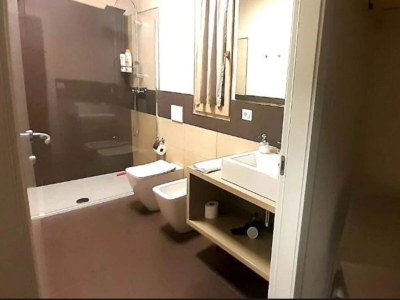 Apartment Apartment in Iseo with Pool - Features photo 20