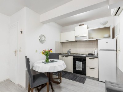 Apartment Studio Toniko with Terrace - Features photo 16