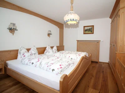 Holiday apartment Haus Höhenheim in Mittenwald - Holiday apartment