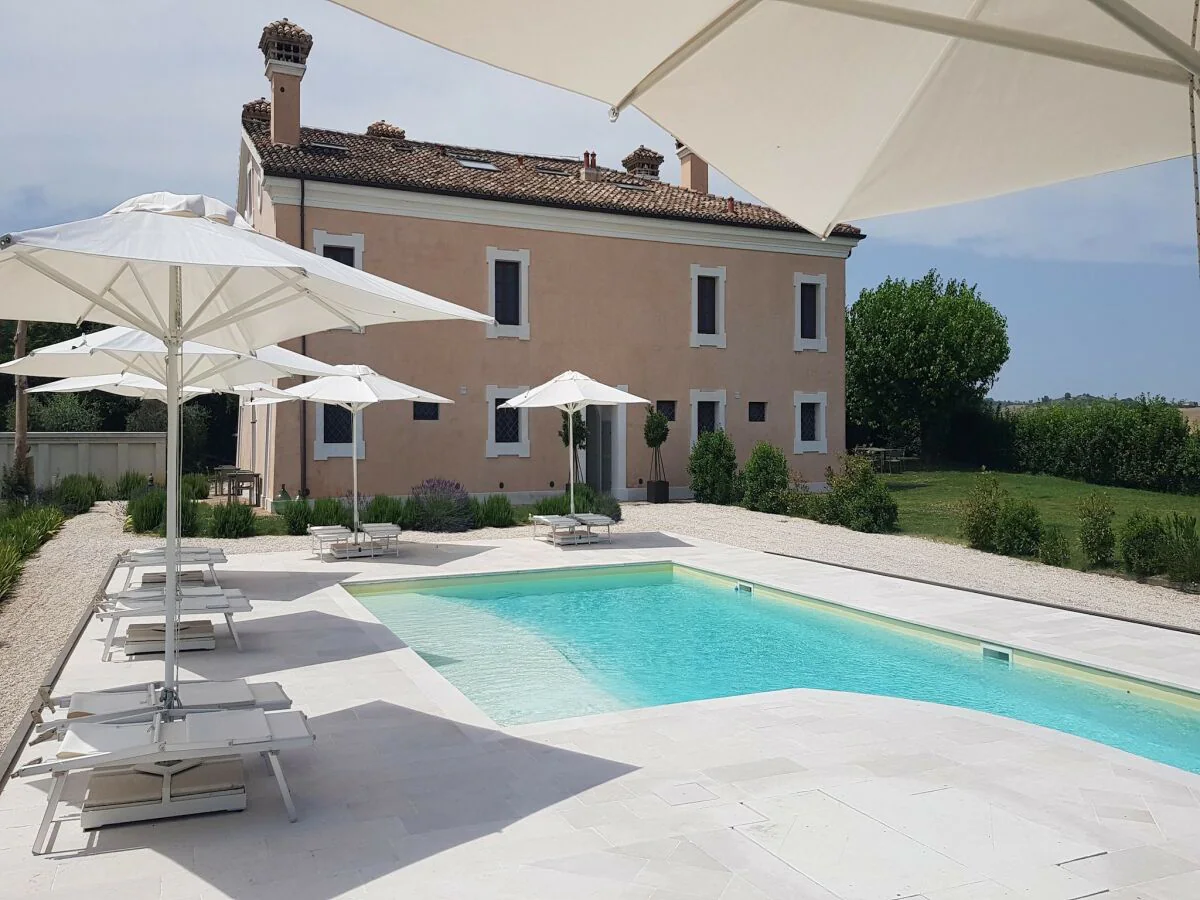 Villa Manor in Marche near Adriatic Beaches