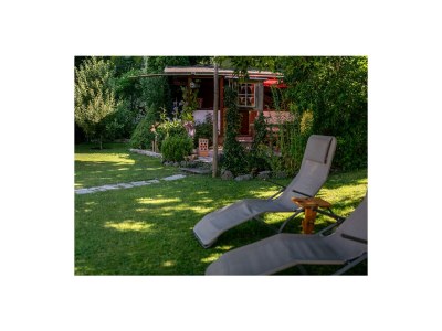 Holiday apartment Ferienwohnung Haus Hug "The small one" - Outdoor photo 14