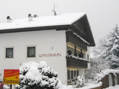 Apartment Apartment B - Outdoor photo 3