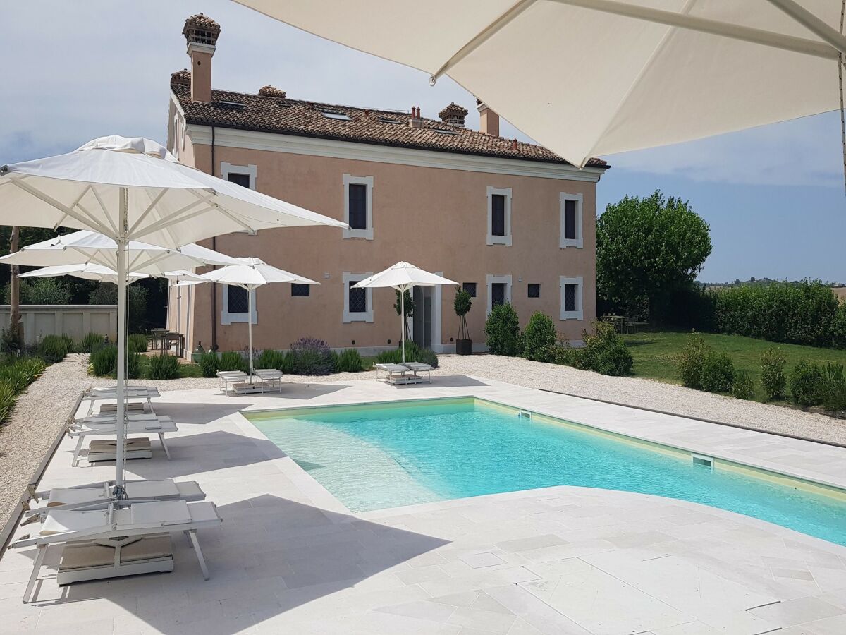 Villa Herrenhaus in Marche nahe Adria