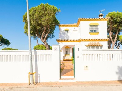 Holiday house VILLA PINARES - Outdoor photo 15