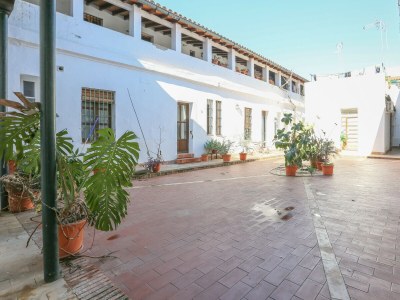 Apartment ALAMEDA DE HERCULES - Outdoor photo 6