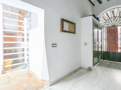 Apartment ALAMEDA DE HERCULES - Outdoor photo 7