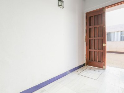 Apartment ALAMEDA DE HERCULES - Outdoor photo 8