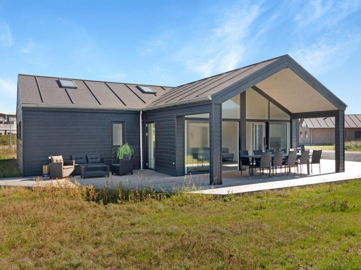 Holiday house Ferienhaus, 950m vom Meer