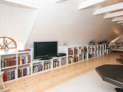 Holiday house House with beautiful garden - Outdoor photo 3