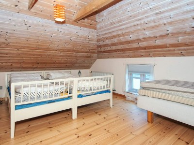 Holiday house House with beautiful garden - Outdoor photo 12