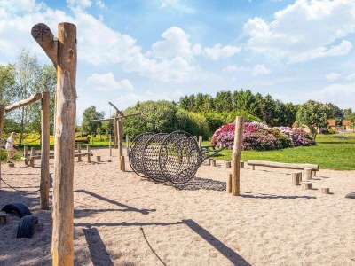 Holiday house House with beautiful garden - Outdoor photo 13