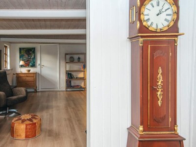 Holiday house House with beautiful garden - Outdoor photo 33