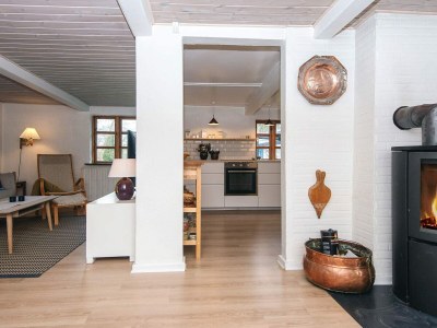 Holiday house House with beautiful garden - Outdoor photo 34