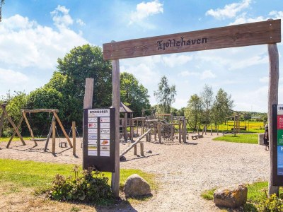 Holiday house House with beautiful garden - Outdoor photo 47