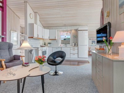 Holiday house Gemutlicher Ruckzug in Lokken -- By Traum Ferienwohnungen - Outdoor photo 16