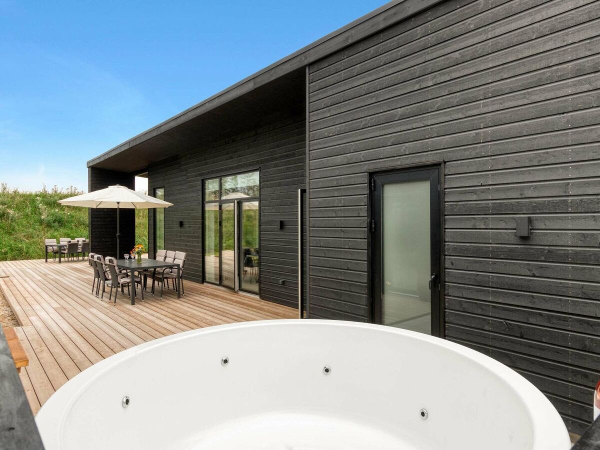 Holiday house Luxus-Ruckzug in Lokken -- By Traum Ferienwohnungen - Outdoor photo 4