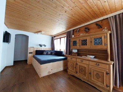 Apartment Chalet in Hochfügen near Ski Slopes - Features photo 16