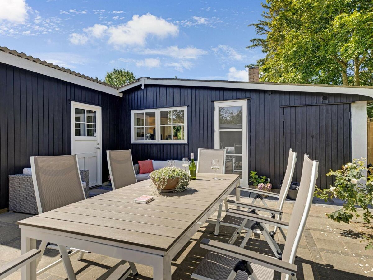 Holiday house Stilvolles Refugium in Lonstrup -- By Traum Ferienwohnungen - Outdoor photo 4