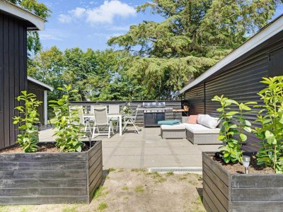 Holiday house Stilvolles Refugium in Lonstrup -- By Traum Ferienwohnungen - Outdoor photo 8