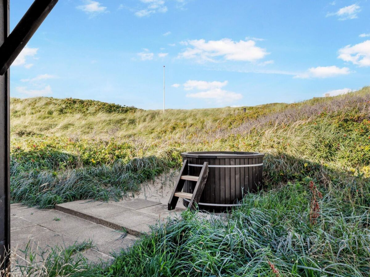 Holiday house Ruhiger Ruckzug in Lokken -- By Traum Ferienwohnungen - Outdoor photo 3