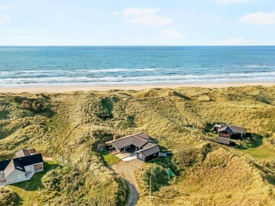 Holiday house Ruhiger Ruckzug in Lokken -- By Traum Ferienwohnungen - Outdoor photo 2