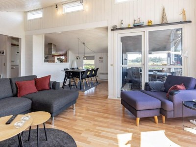 Holiday house Cozy holiday home in Lokken, by sea - Outdoor photo 15