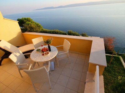 Holiday apartment Villa Ruzmarina (Rosemary) - Outdoor photo 7