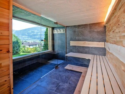 Holiday house Chalet in Fügen nahe Spieljochbahn - Outdoor photo 36