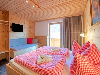 Holiday house Chalet in Fügen near Spieljoch Ski Lift - Features photo 28