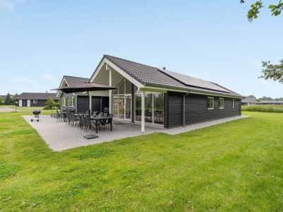 Holiday house 5 Sterne Ferienhaus in Idestrup - Outdoor photo 7