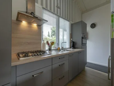 Bungalow Family-friendly holiday home with garden - Outdoor photo 12