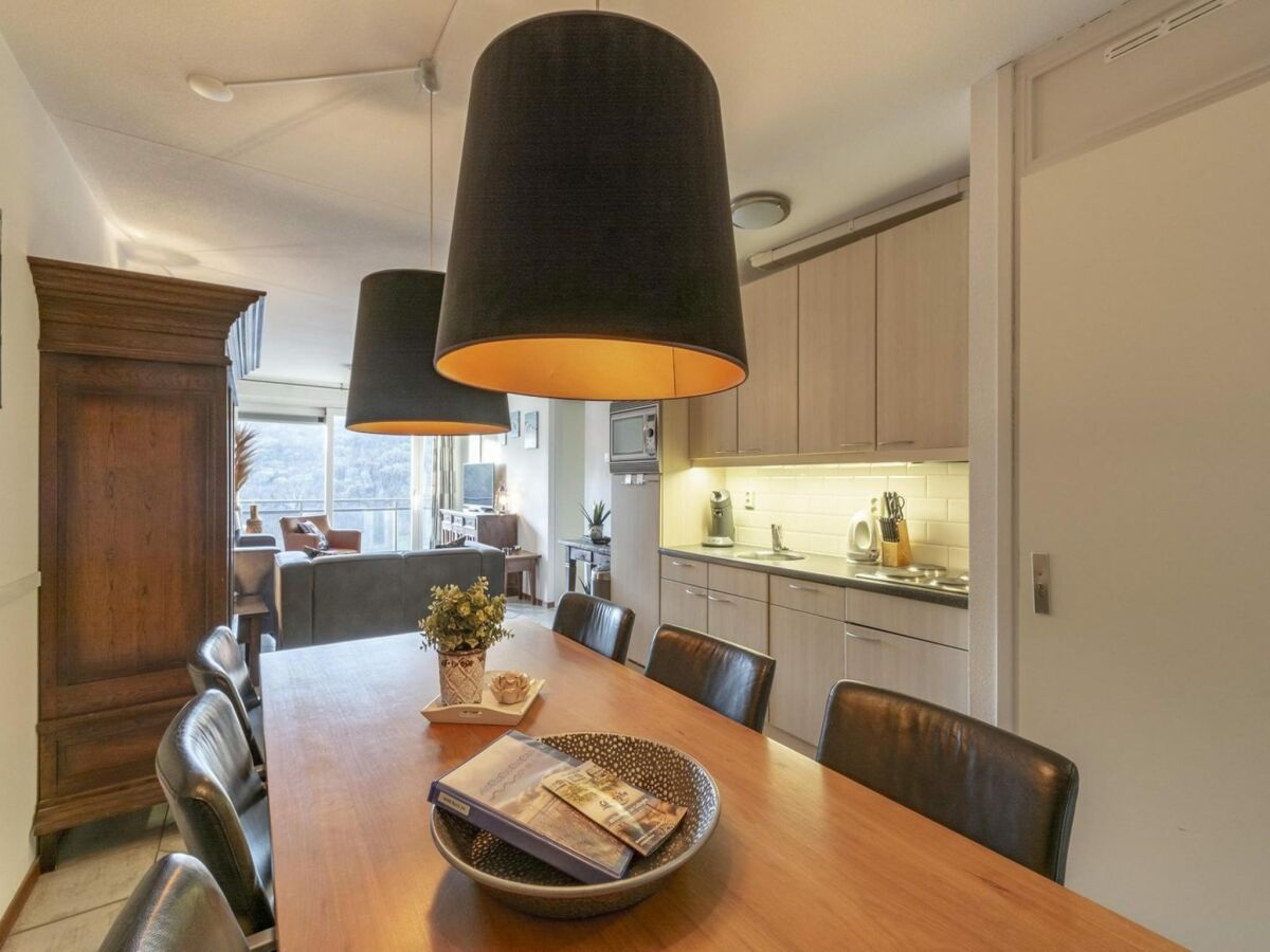 Apartment Beachside apartment with balcony - Outdoor photo 5