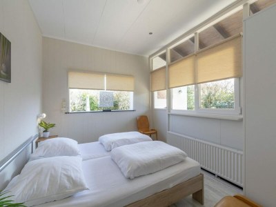 Holiday house Cozy holiday home near dunes - Outdoor photo 23